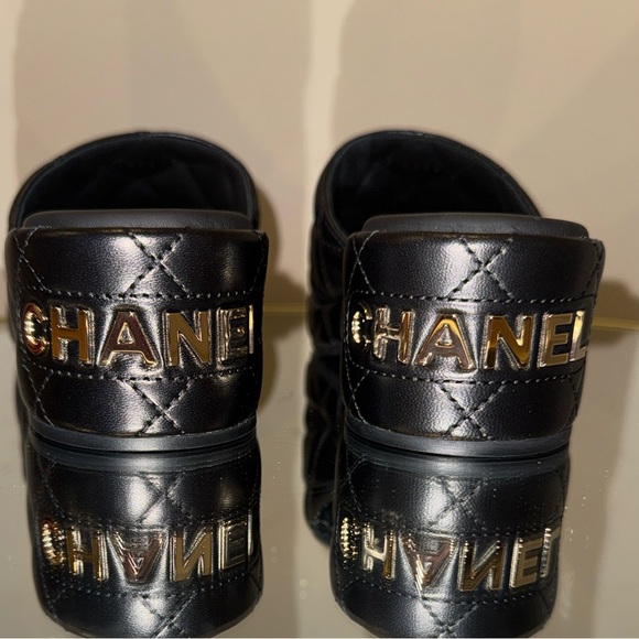 CHANEL Shoes - CHANEL Dad sandals Quilted leather CC logo  slide 38